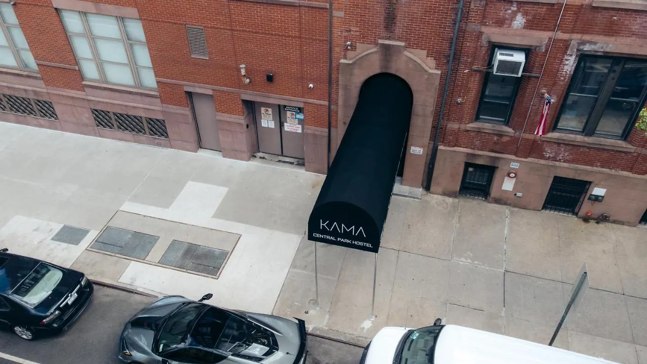 Kama Central Park New York Hostel