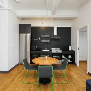 4* 아파트호텔 Placemakr Street
